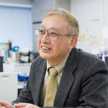 山口 亨 教授